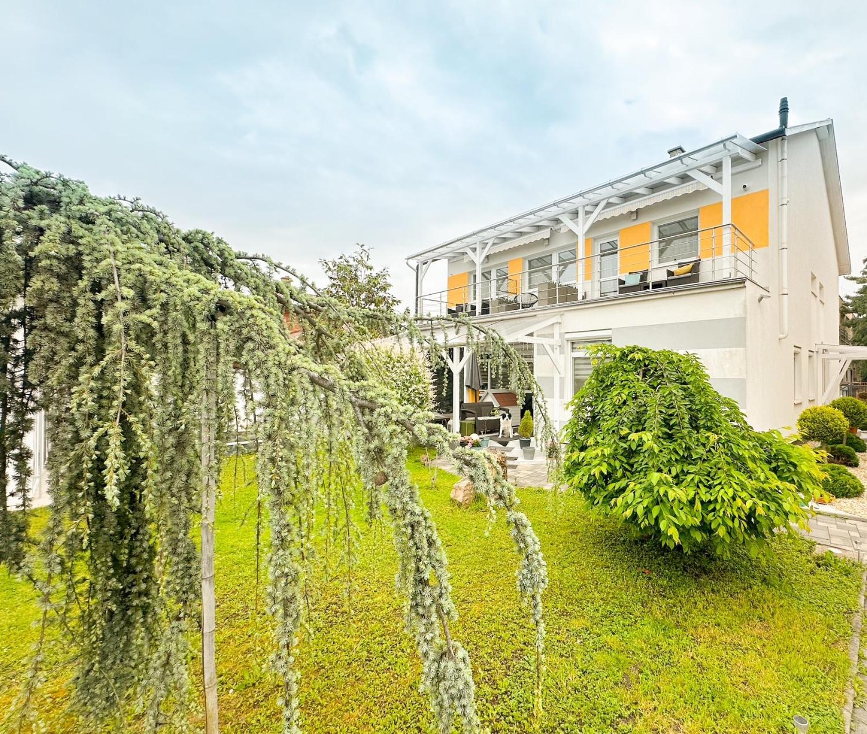 Zen House Bed & Breakfast Hajduszoboszlo Exterior photo